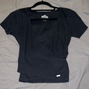 Hollister short sleeve crop top